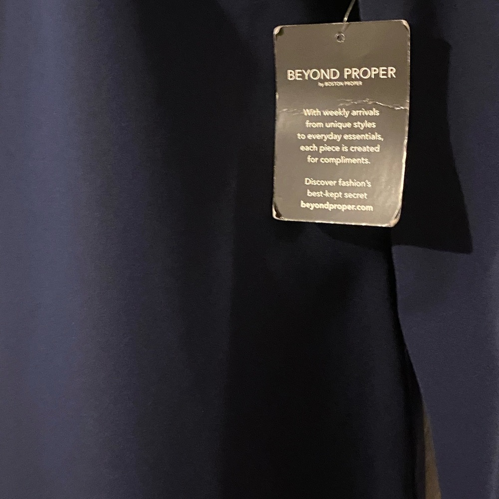 Women’s Boston Proper Beyond Travel long sleeve Navy Dress NWT size XS - Picture 9 of 9